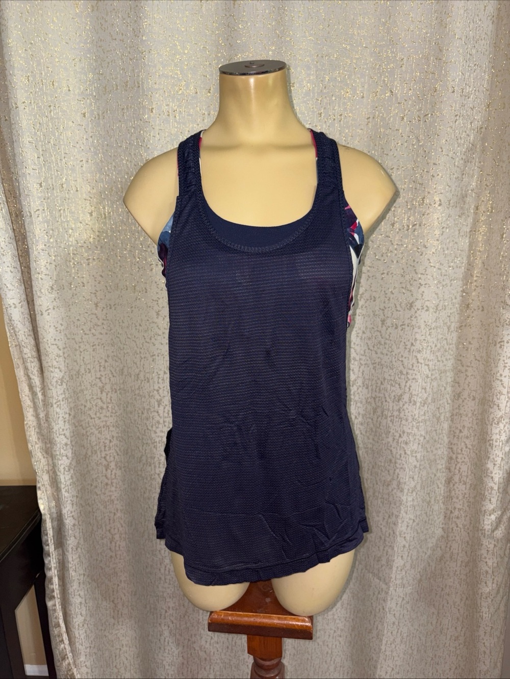 Lululemon Womens Navy/ Floral Bra Athletic Tank Top, Size 6